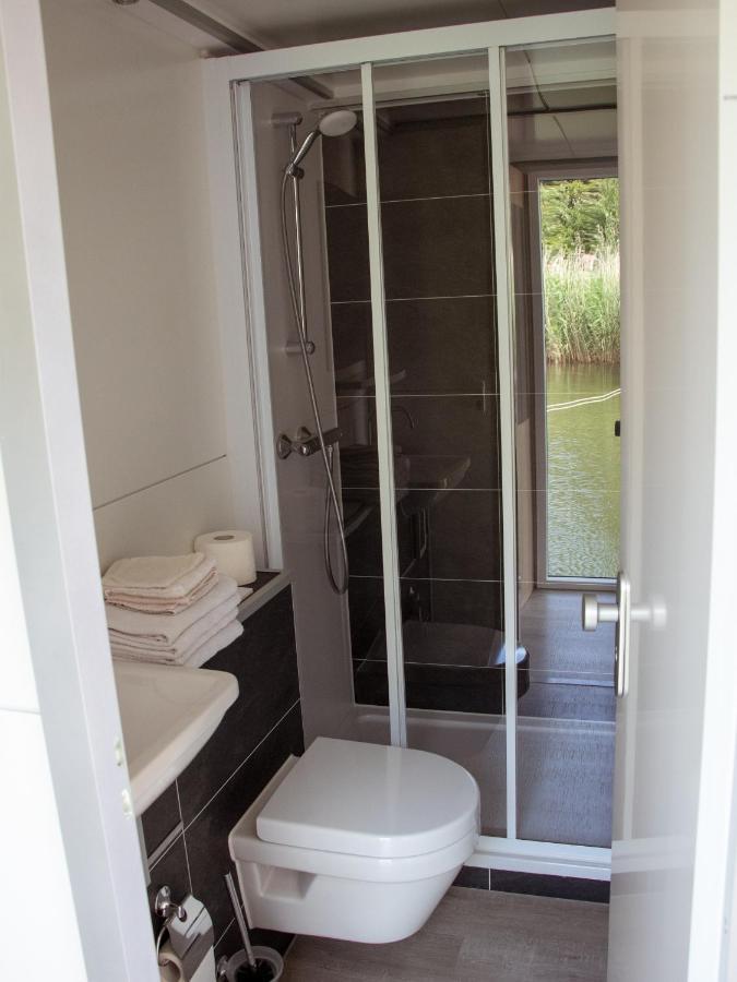 בידינגהאוזן Houseboat Uitzicht Over Veluwemeer, Natuurlokatie, Prachtige Vergezichten מראה חיצוני תמונה