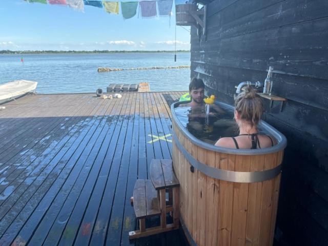 בידינגהאוזן Houseboat Uitzicht Over Veluwemeer, Natuurlokatie, Prachtige Vergezichten מראה חיצוני תמונה